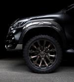 Toyota Hilux Double Cab Black Bison by Wald 2020 года